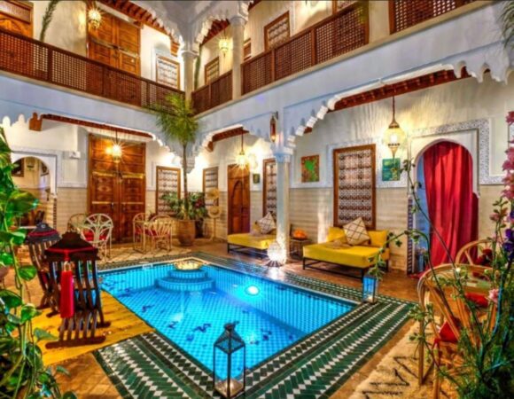 Riad de Luxe avec Spa et Bien-être à Marrakech